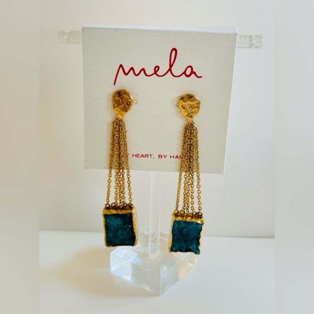 Mela Gold Chain Drop Earrings with Teal Stone